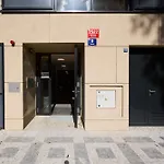 Mucha - With Free Weekend Parking * Prága