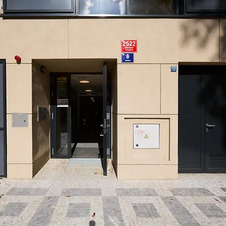 Mucha - With Free Weekend Parking * Praga