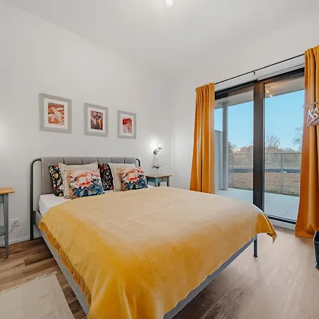 Mucha - With Free Weekend Parking * Prága