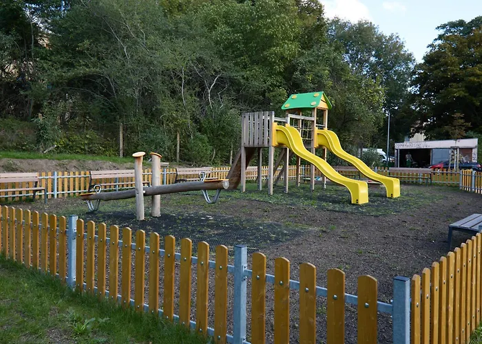 Mucha - With Free Weekend Parking Apartman