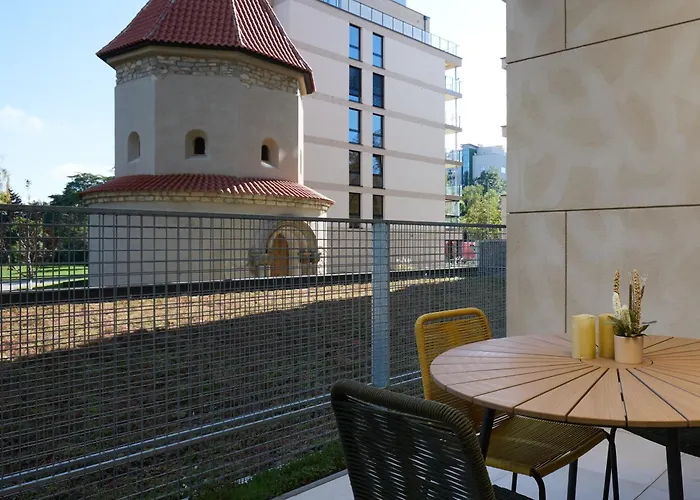 Mucha - With Free Weekend Parking * Prága