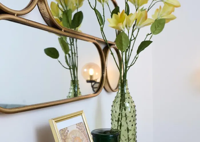 Mucha - With Free Weekend Parking Apartman